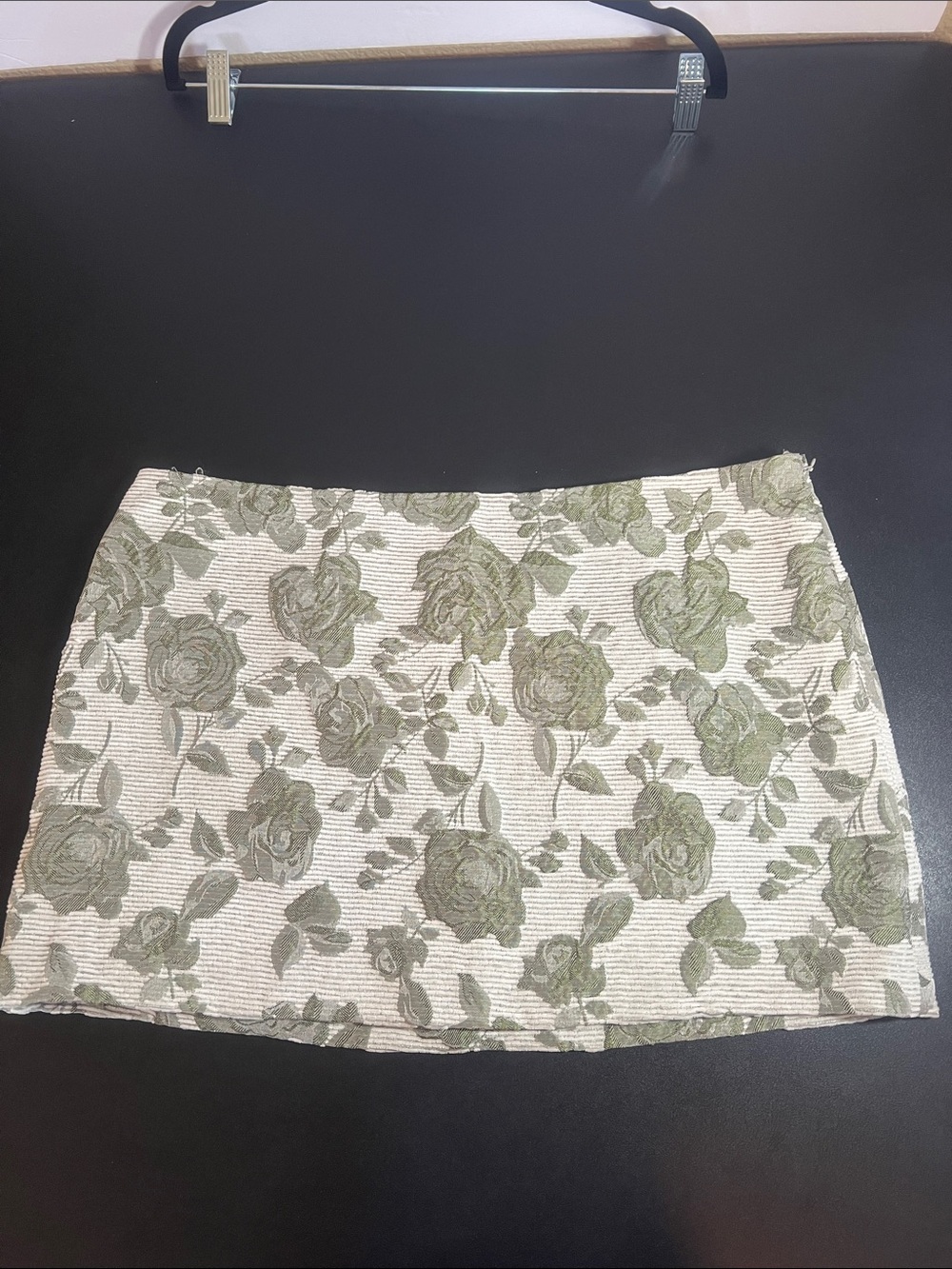 Reformation Women's Textured Floral Mini Skirt in Greenish gray and white, 10